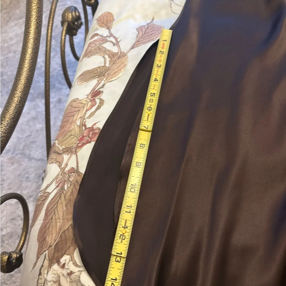 Banana Republic 100% Silk chocolate brown maxi skirt. Medium. - Picture 5 of 9
